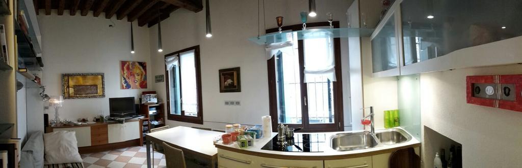 Apartment Sweet Autumn In Biennale Garden Flat