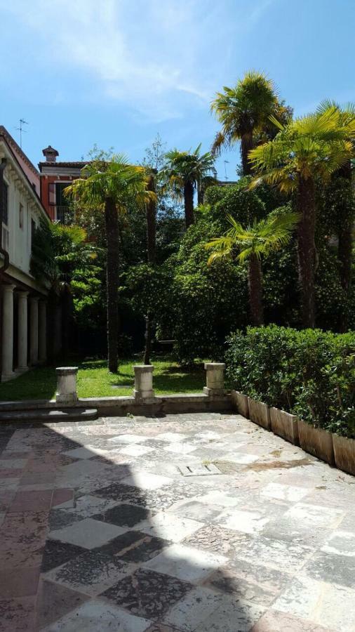 Apartment Sweet Autumn In Biennale Garden Flat Venedig
