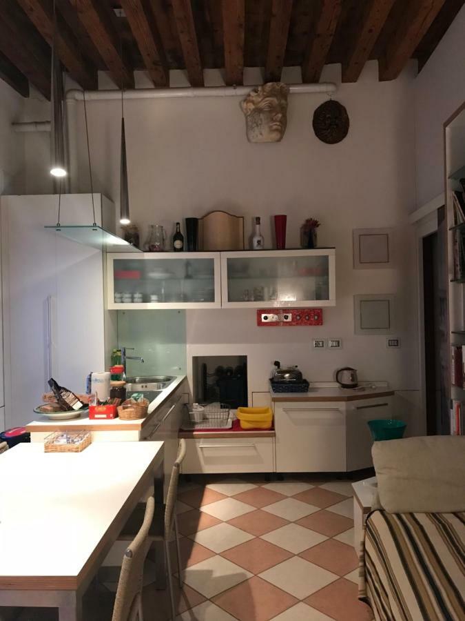 Sweet Autumn In Biennale Garden Flat * Venedig